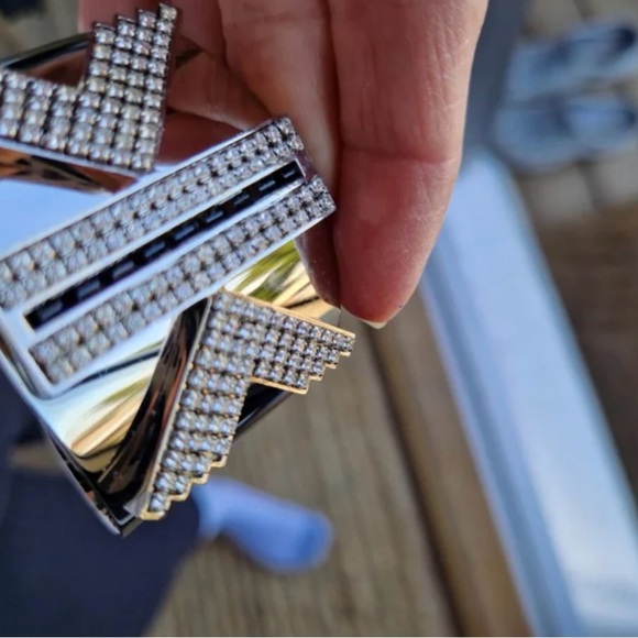 Atelier Swarovski Karl Lagarfeld KK Silver Cuff. Karl Lagarfeld Hip Chic Cuff. - Picture 6 of 16